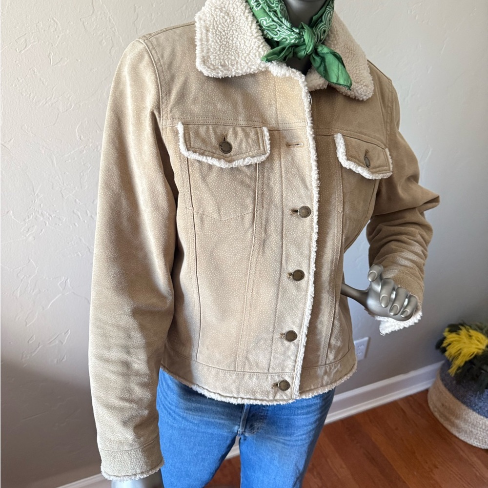 St. John’s Bay Tan Suede Leather Sherpa Cropped Western Women's Trucker Jacket - Picture 3 of 16